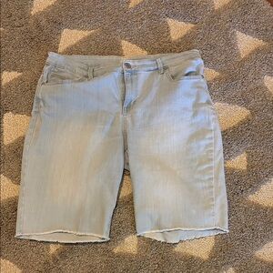 Style & Co. Women's Light Wash Jean Shorts